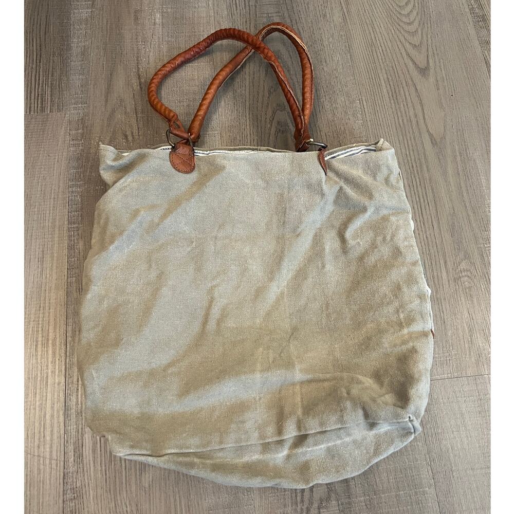 Pine Creek Leather & Cotton Canvas Tote Bag - Picture 3 of 5